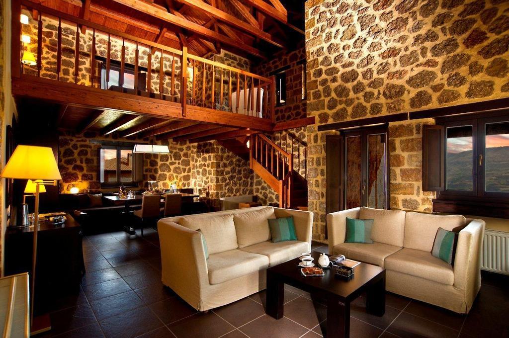 Pliadon Gi Mountain Resort & Spa Kato Sinikia Trikalon Quarto foto